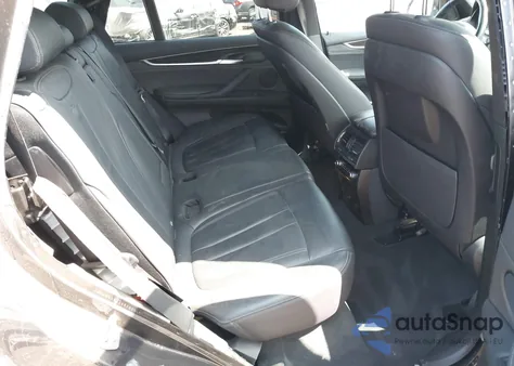 2018 BMW X5 xDrive35I z USA, uszkodzony, nr VIN 5UXKR0C55JL076382